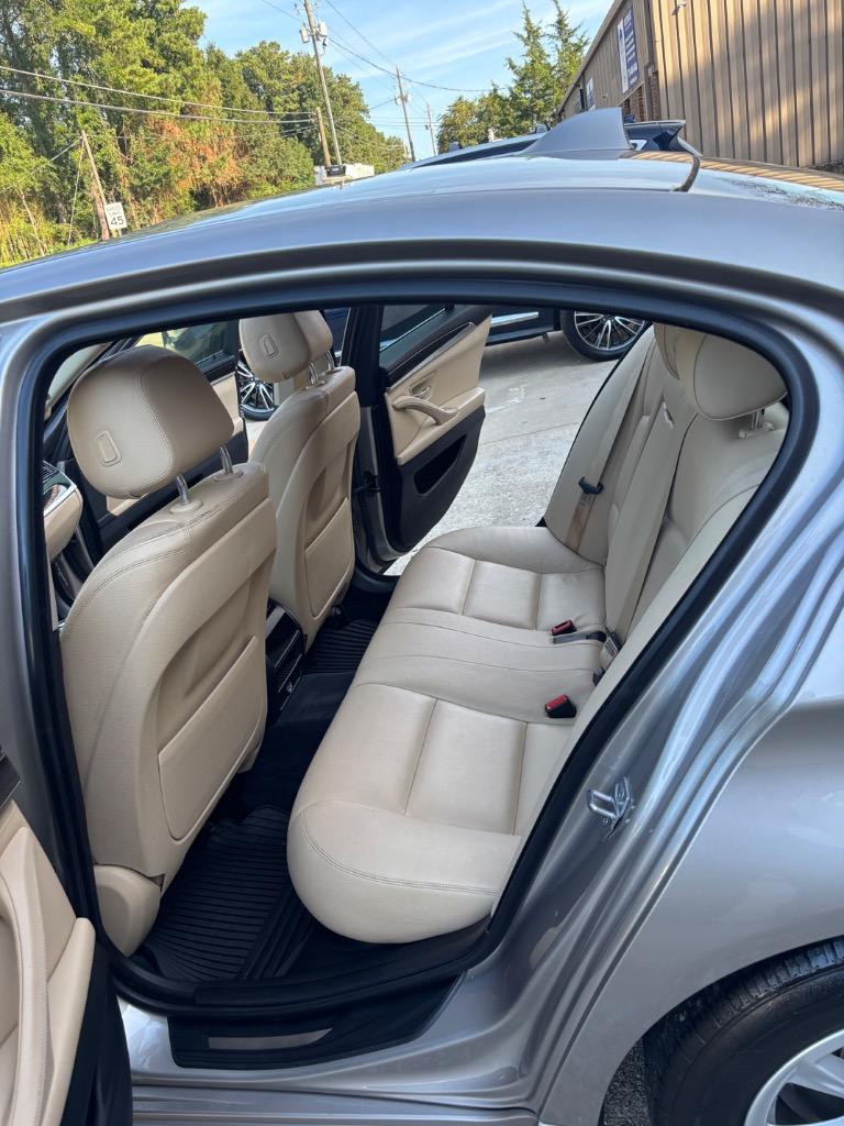 2016 BMW 5 Series 528i - Photo 8