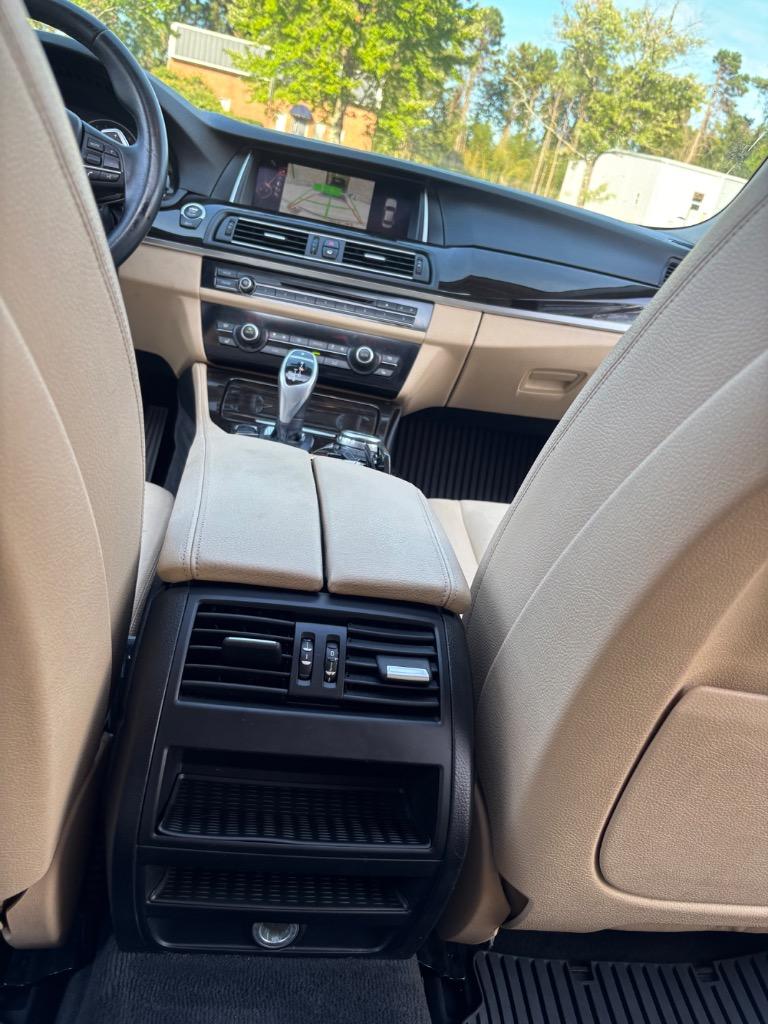 2016 BMW 5 Series 528i - Photo 13