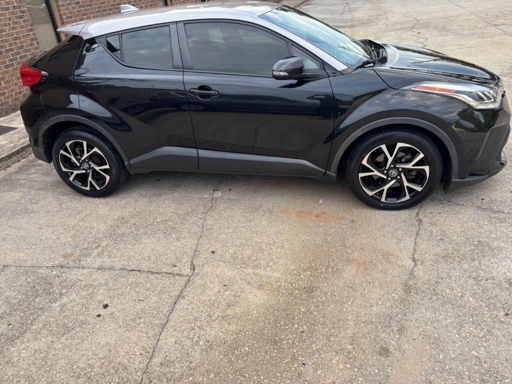 2020 Toyota C-HR XLE - Photo 15